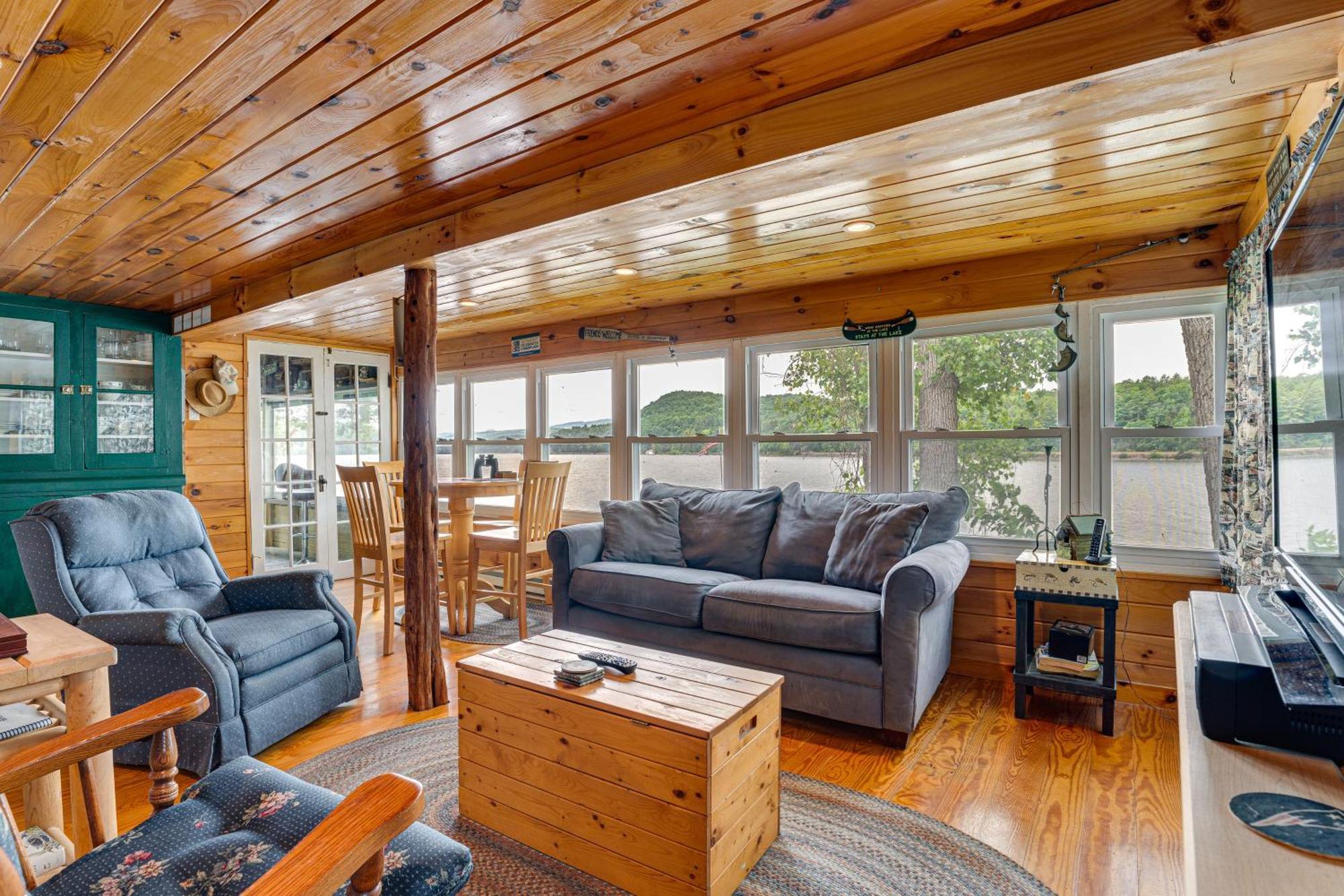 Waterfront Home On Lake Champlain With Dock And Kayaks Orwell Eksteriør bilde
