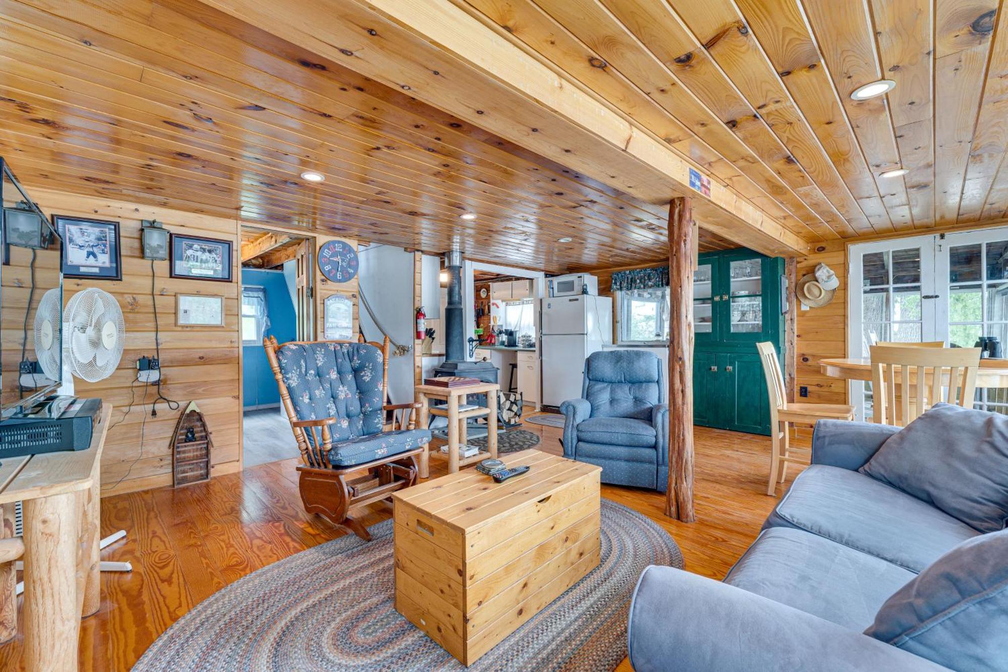 Waterfront Home On Lake Champlain With Dock And Kayaks Orwell Eksteriør bilde